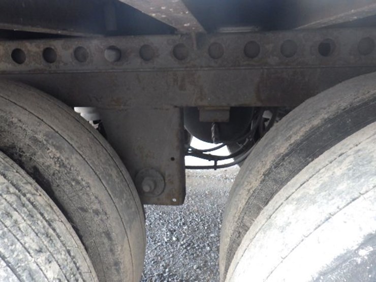 2017-hyundai-translead-image-11