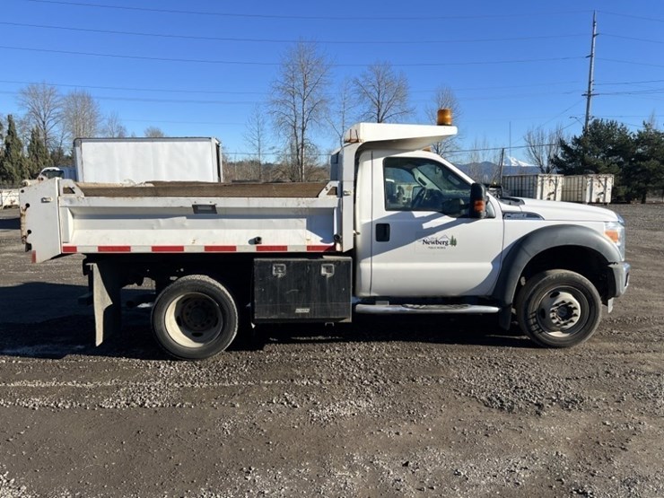 2015-ford-f450-xlt-sd-image-3