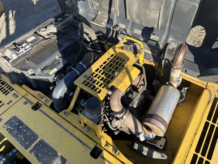 2014-komatsu-pc360-lc-10-image-46