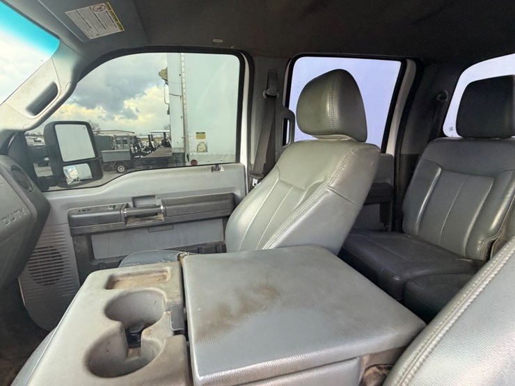 2011-ford-f250-xl-image-12