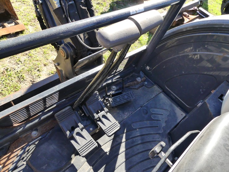 2020-deere-26g-image-13