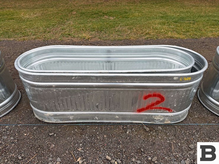 behlen-country-galvanized-round-end-stock-tank---factory-defect/damaged-image-1