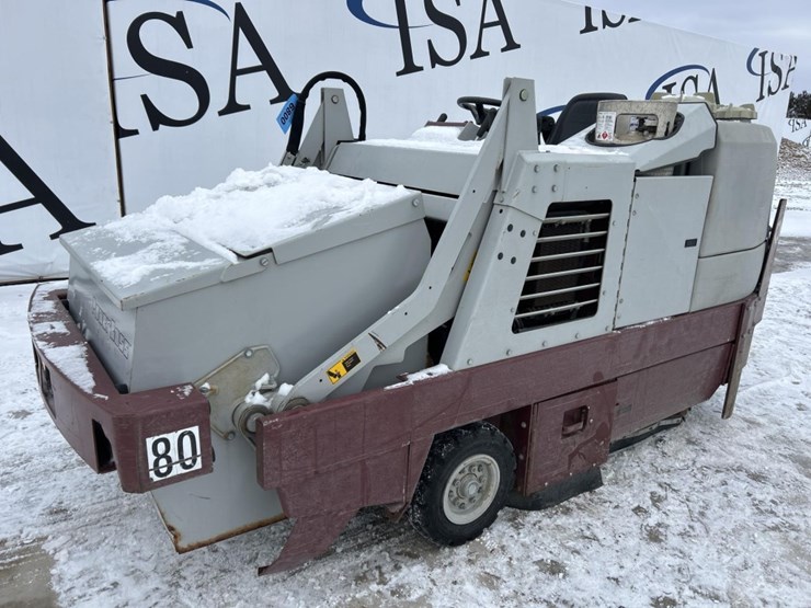 #5012-•-power-boss-tss-floor-scrubber-sweeper-image-1