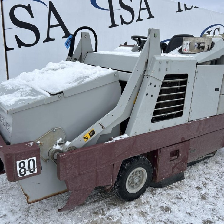 #5012 • Power Boss TSS Floor Scrubber Sweeper