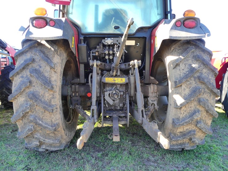 massey-ferguson-4710-image-5