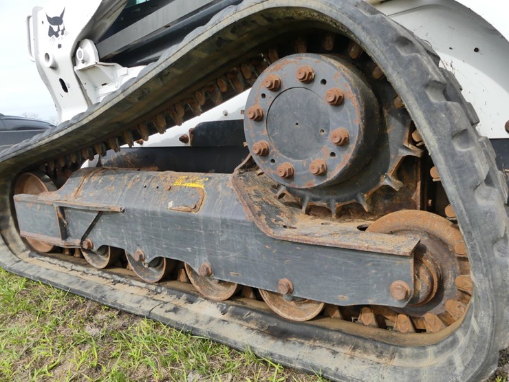 2016-bobcat-t650-image-5