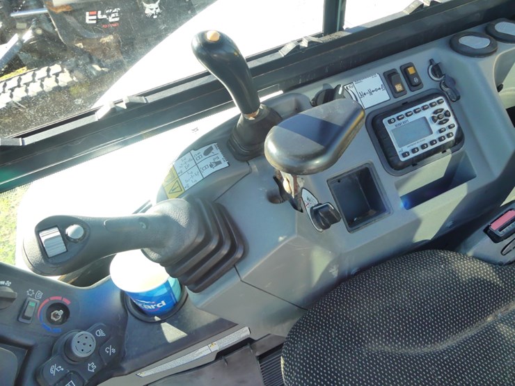 2021-bobcat-e42-image-12