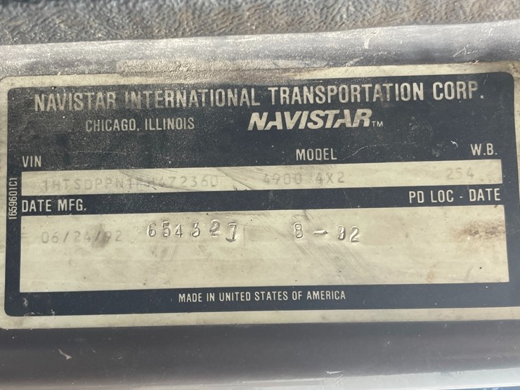 #1015-•-1992-navistar-international-transportation-flatbed-truck-(has-wi-title)-image-53