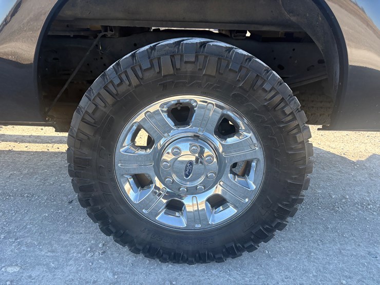 2011-ford-f250-lariat-image-8