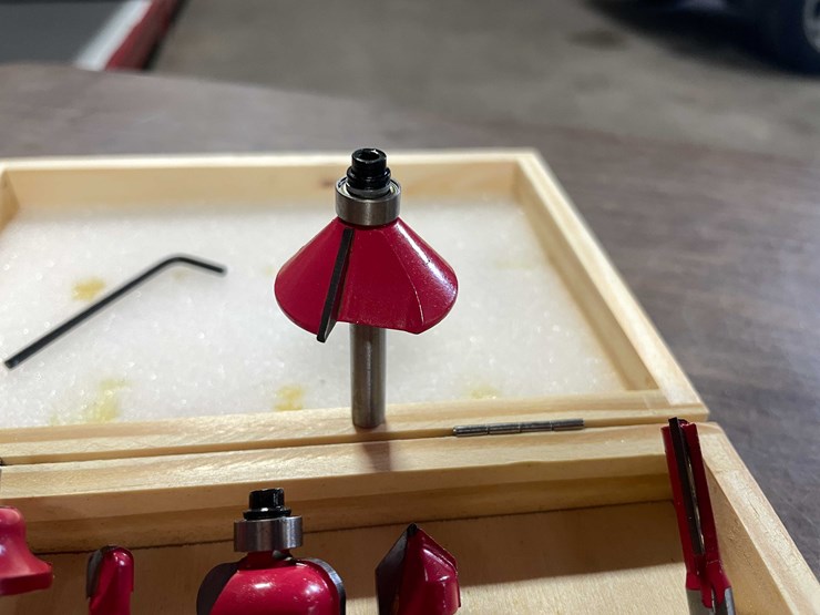 #2053-•-(15)-piece-router-bit-set-(cw)-image-5