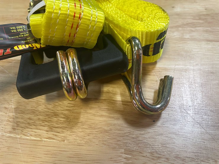 #2029-•-(2)-ratchet-straps,-1-1/2"-w-x-15'-l-(pr12)-image-4