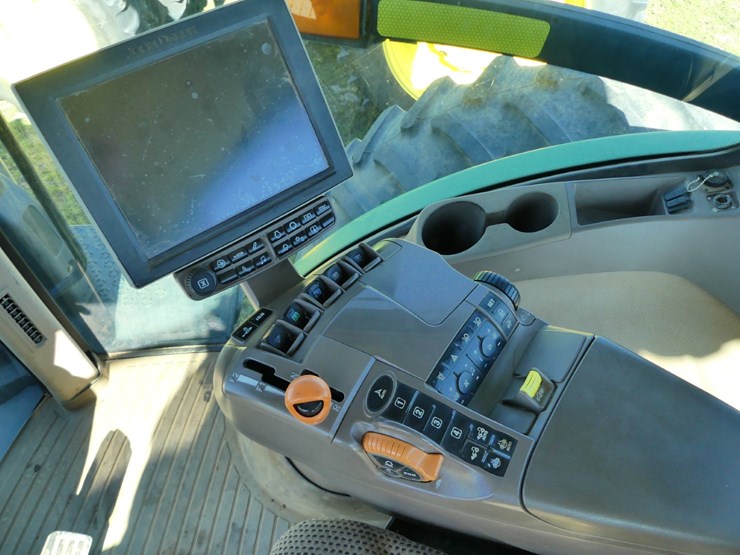 2020-john-deere-2020-image-14