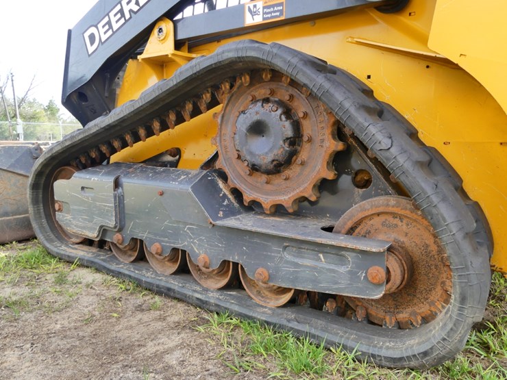 2020-deere-317g-image-5