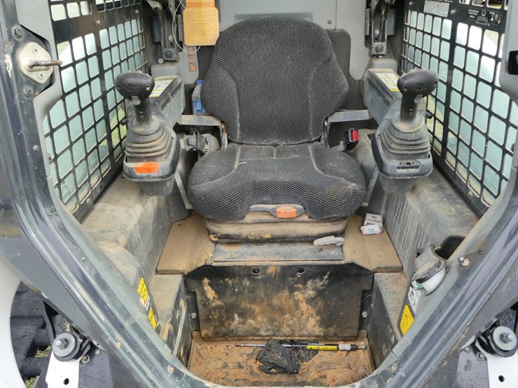 2021-bobcat-t66-image-12