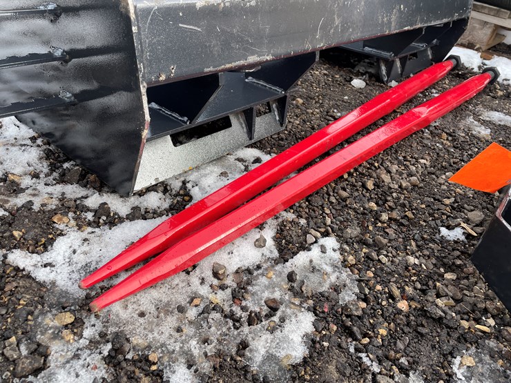 #1454-•-unused,-landhonor-skidsteer-bale-spear-image-2