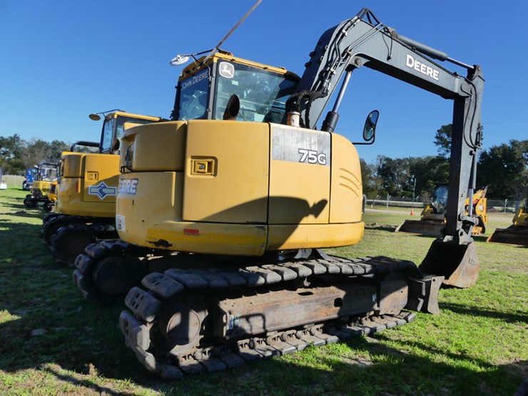 2013-deere-75g-image-3