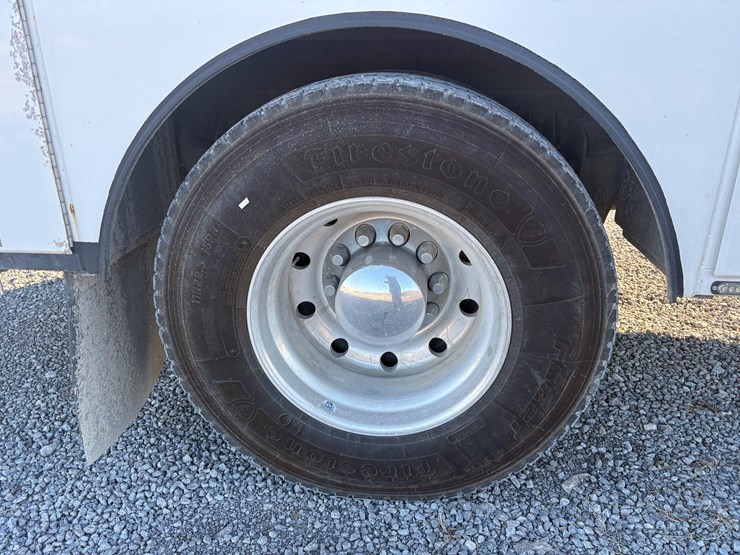 2008-kenworth-t300-image-9