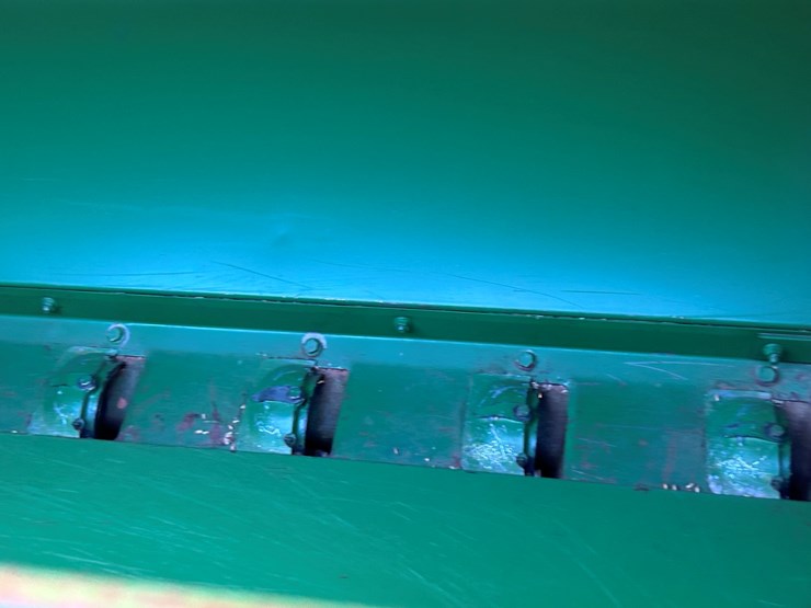 john-deere-8300-image-7