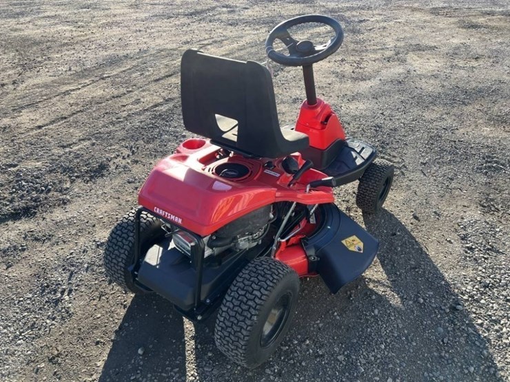 2023-craftsman-r110-ride-on-mower-image-4