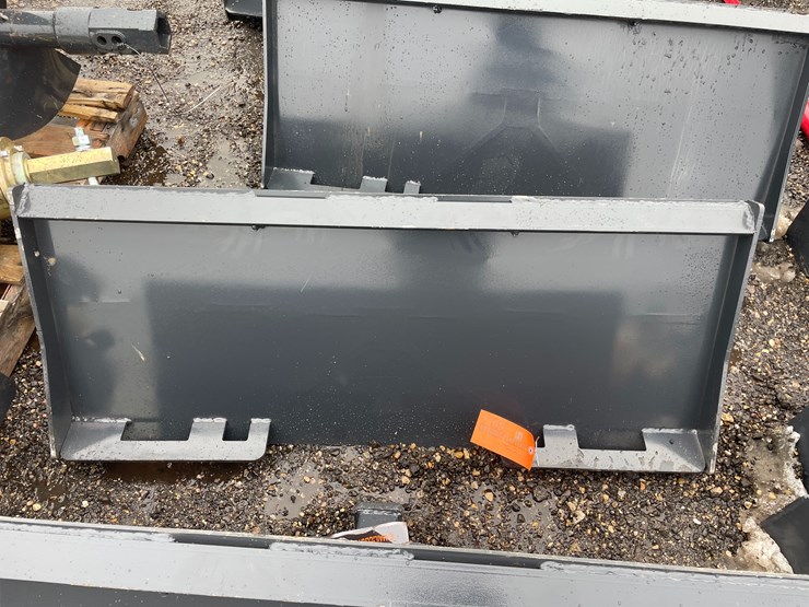 #1155-•-unused,-landhonor-skidsteer-utility-hitch-adapter-2"-receiver-image-4