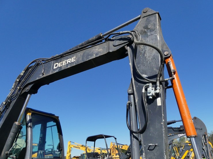 2021-deere-75g-image-7