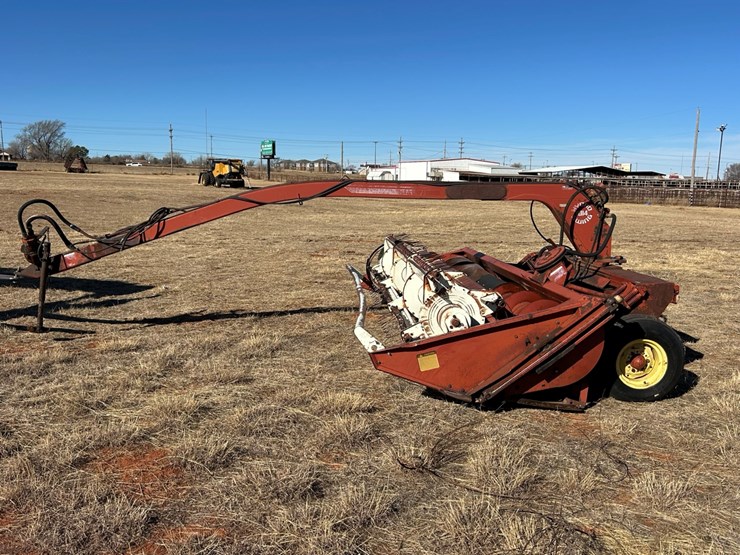 hesston-1014-image-2