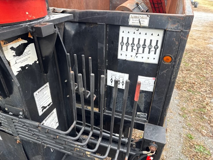 #30694-•-2008-sterling-litter/debris-truck-image-17