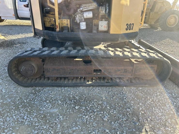 caterpillar-307-image-78