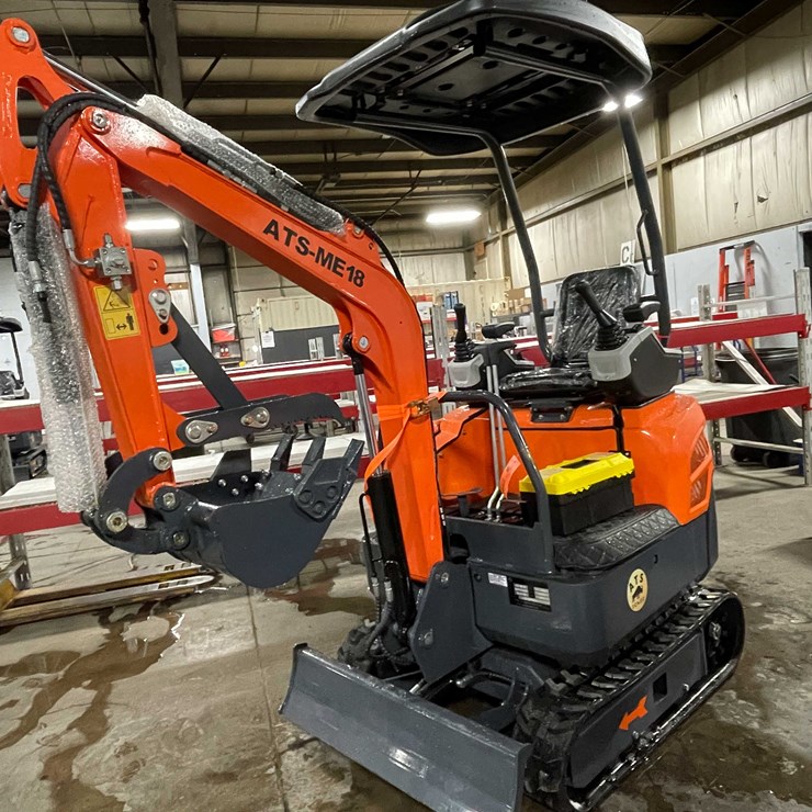 #4036 • 2025 Unused ME18 Mini Excavator (O9)
