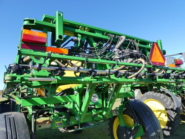 2022-john-deere-r4023-image-9