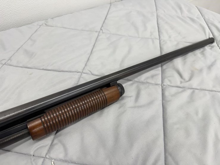 remington-wingmaster-870-16-gauge-shotgun-image-2