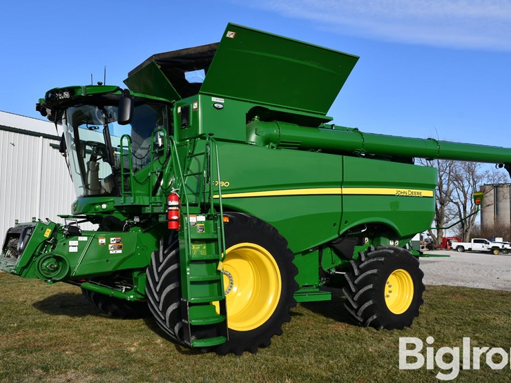 2023-john-deere-s780-image-1