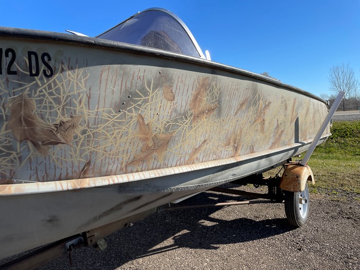 #1300-•-1953-crestliner-v4tl-aluminum-fishing-boat-with-trailer-(has-wi-title)-image-27