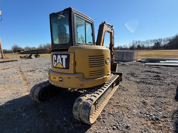 caterpillar-305e2-cr-image-17