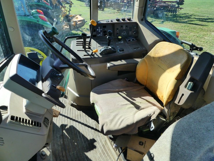 2001-john-deere-6210-image-14