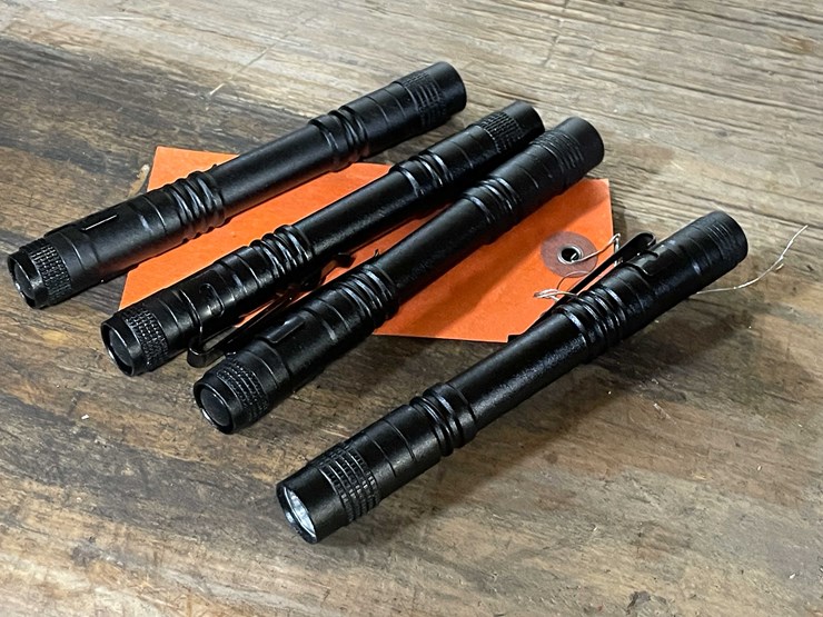 #2022-•-(4)-led-mechanic's-flashlights-(pr11)-image-1