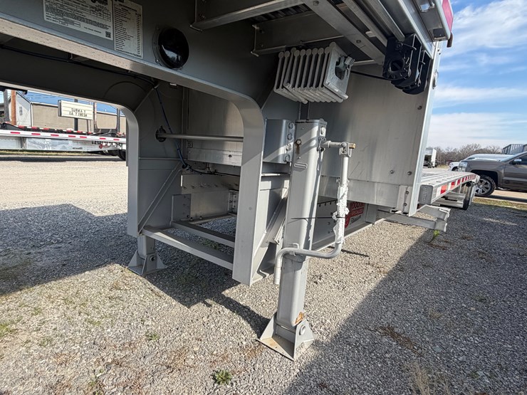 2024-doonan-titanium-image-2