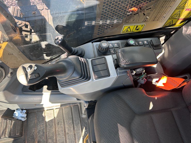 caterpillar-306-cr-image-54