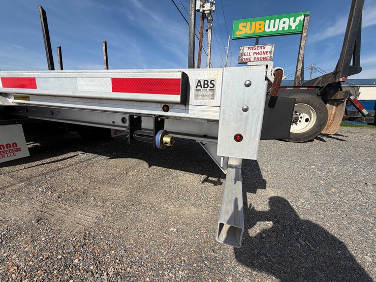 2023-doonan-titanium-image-11