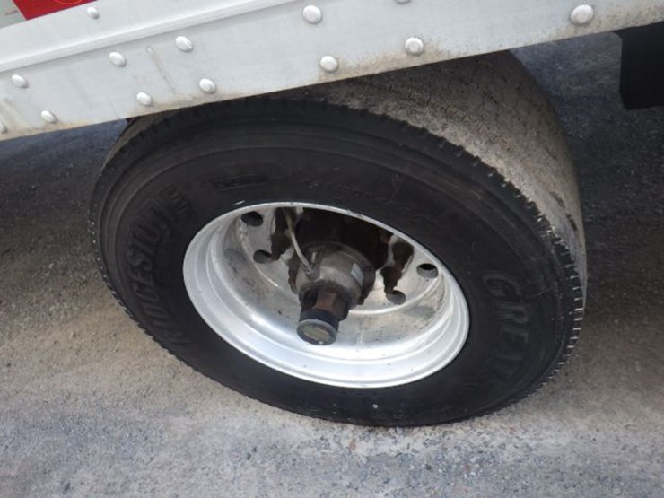 2015-great-dane-van-image-22