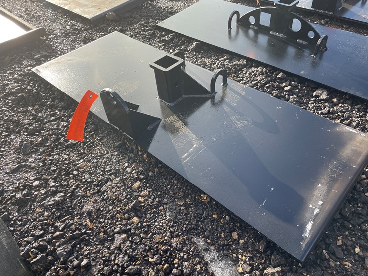 #1177-•-unused,-skidsteer-gooseneck-hitch-receiver-image-3