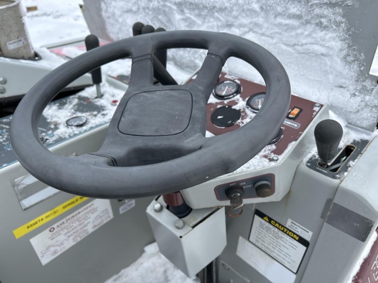 #5012-•-power-boss-tss-floor-scrubber-sweeper-image-26