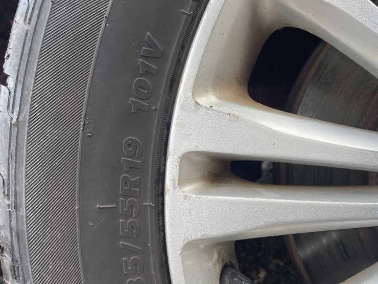 #1024-•-2012-chrysler-300-awd-sedan-(has-paperwork-to-obtain-title)-image-15