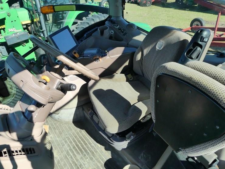 2017-john-deere-6195r-image-13