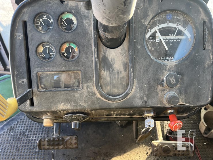 john-deere-8640-image-24