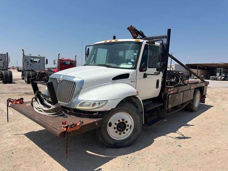 2013-international-durastar-4300-image-1