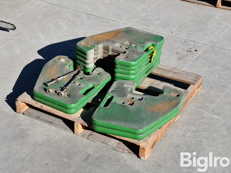 john-deere-10-image-3