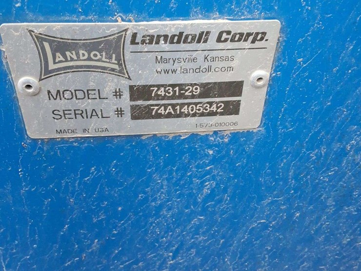 land-7431-29ft-disc,-vertical-tillage,-with-rear-basket,-walking-tandems,-19''-front-blades,-nice-image-3