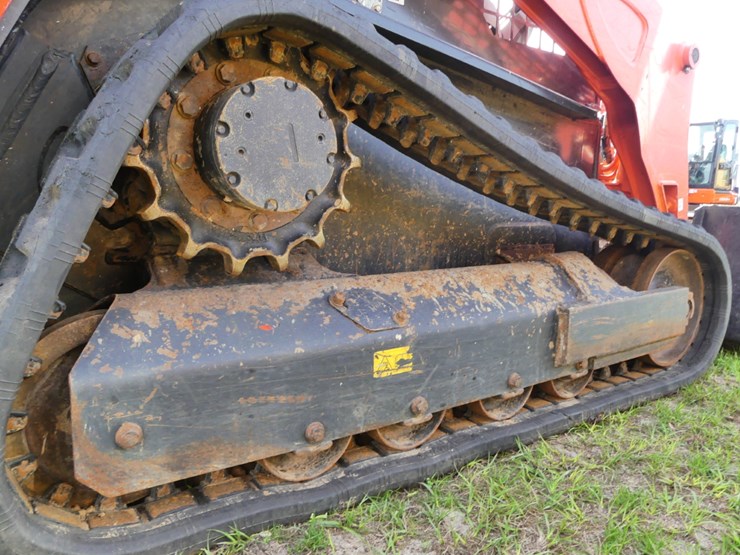 kubota-svl75-2-image-6