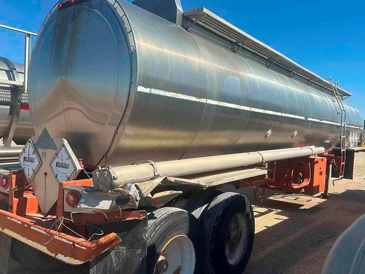 1979-heil-trailer-image-3